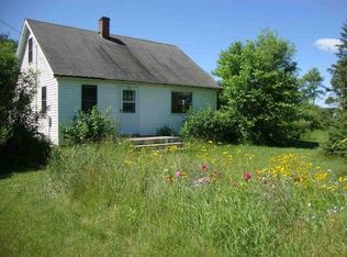 729 W Fairview Ave, Endeavor, WI 53930
