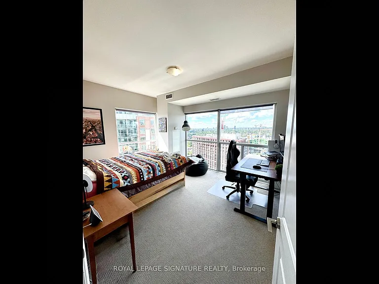 100 Western Battery Rd #LPH06 — Photo 7