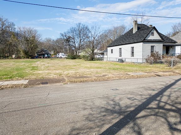 4th image of 4021 Highland Ave