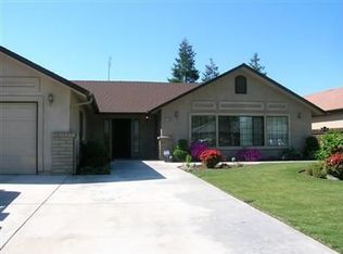 15739 W East St, Kerman, CA 93630