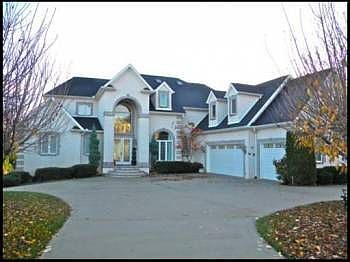 3rd image of 485 Conkinnon Dr