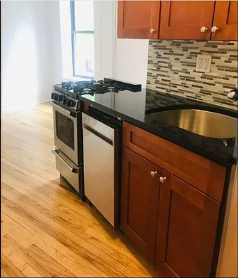 Rented by Compass | media 22