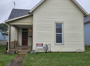 607 W 10th St, Rushville, IN
