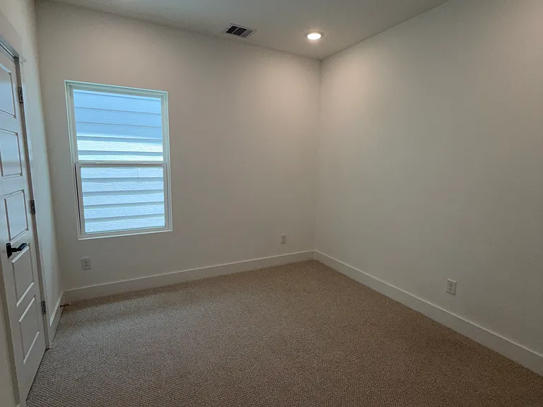 5815 Highland Sky Ln — Photo 19