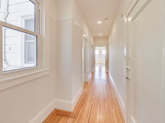 5th image of 2235 Larkin St APT 15