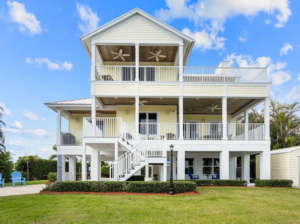 5675 SE Orange Street, Stuart, FL 34997