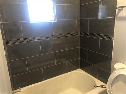 5th image of 1714 W 46th St #2W