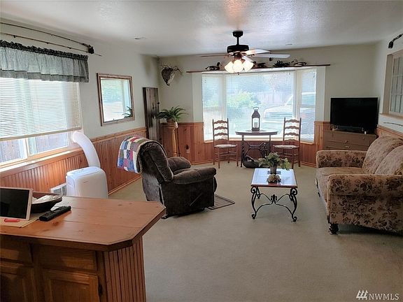 5th image of 2905 4th Street Pl SE