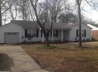 319 NE 1st St, England, AR 72046