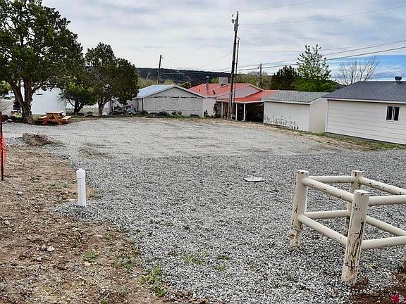 4th image of 345 NW Elm Avenue