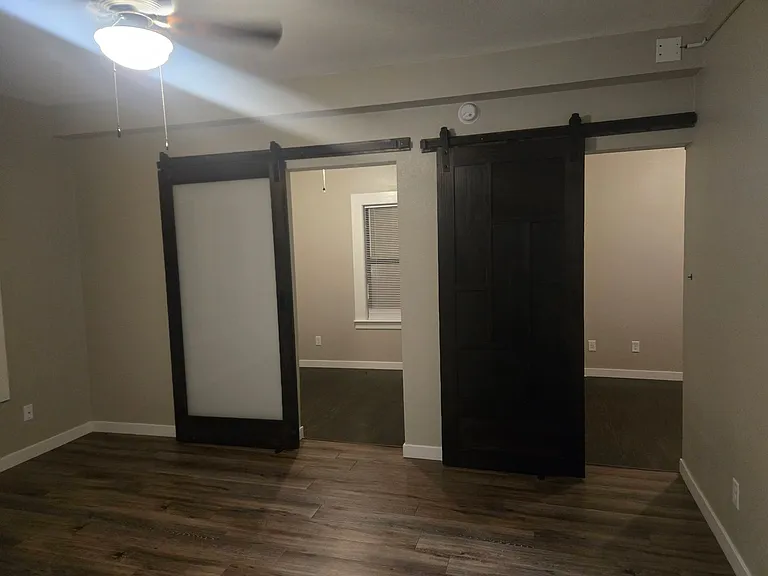 707 NW 4th Ave #303 — Photo 3