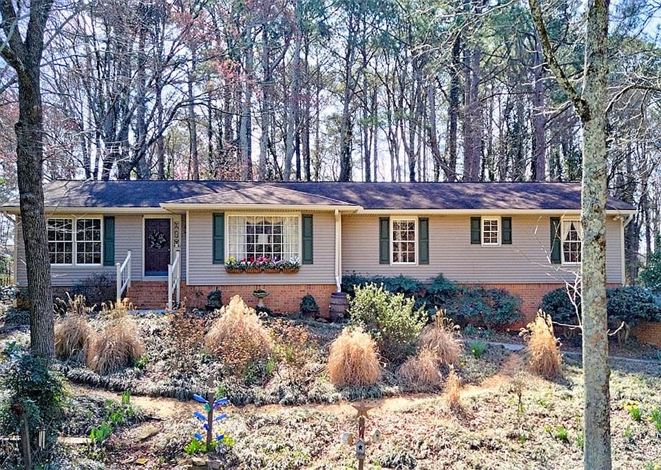 1st image of 253 Newport Rd SW