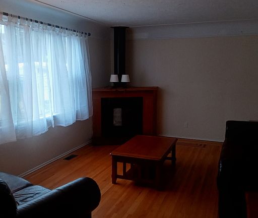 4th image of 80th Ave NW #11551