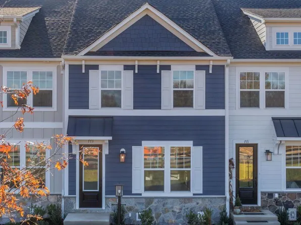 2251 Woodburn Rd, Charlottesville, VA 22901