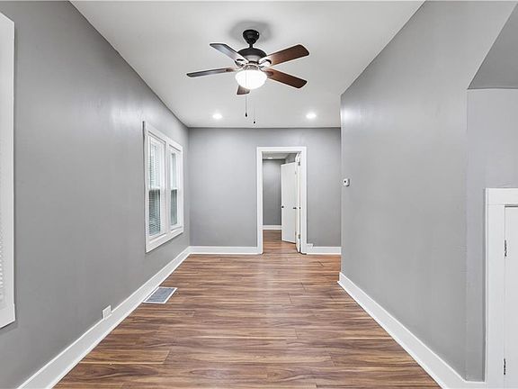 4th image of 5038 S Benton Ave