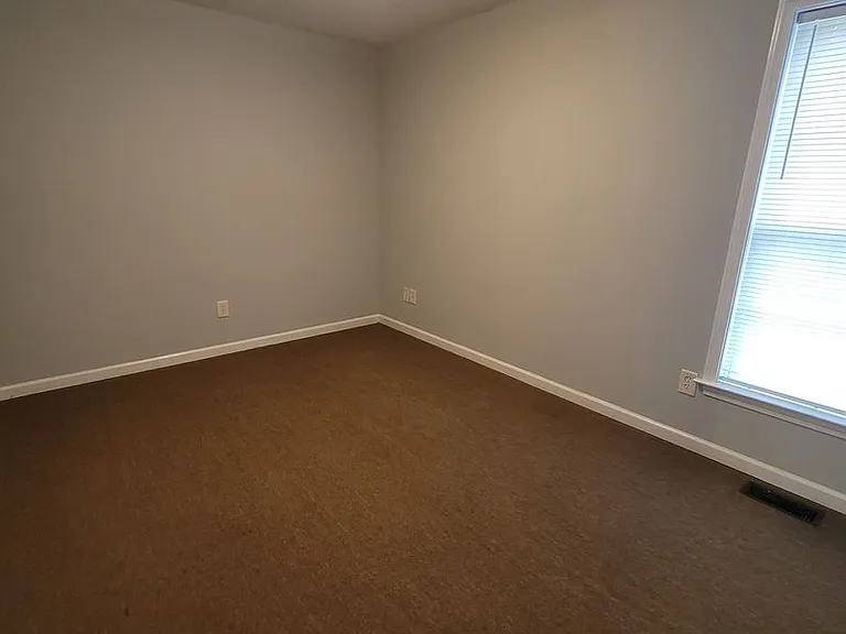 1111 Asheboro St — Photo 5