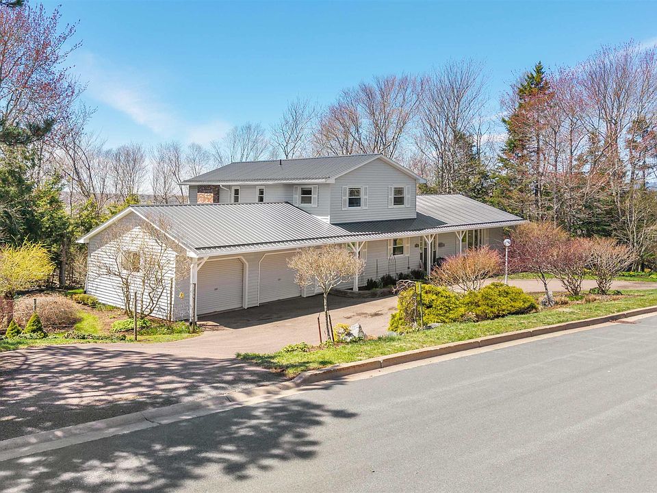 1st image of 40 Fundy Dr