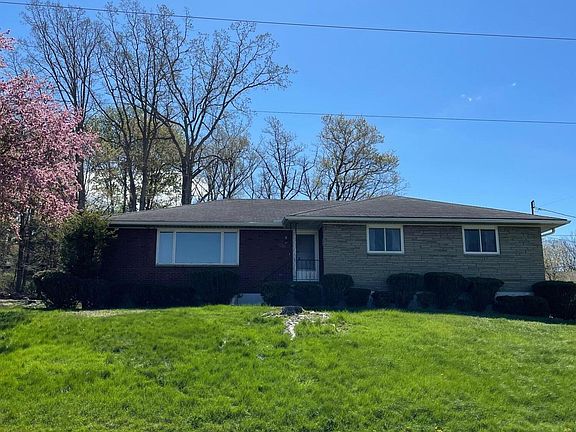 3rd image of 1211 Rollin Ave