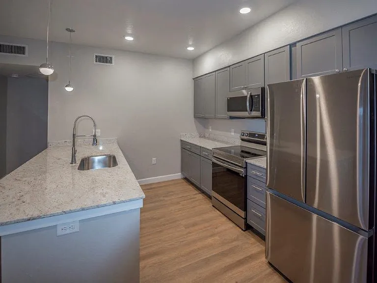 Inspiration Apartments — Photo 4