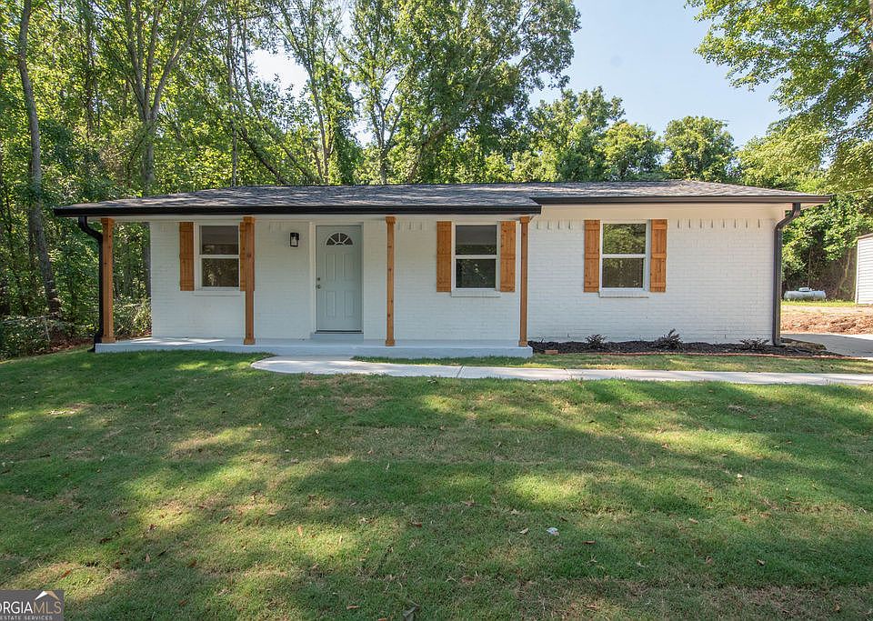 1st image of 618 S Harlem Cir