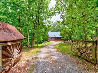 219 Ravencliff Rd, Ellijay, GA 30175