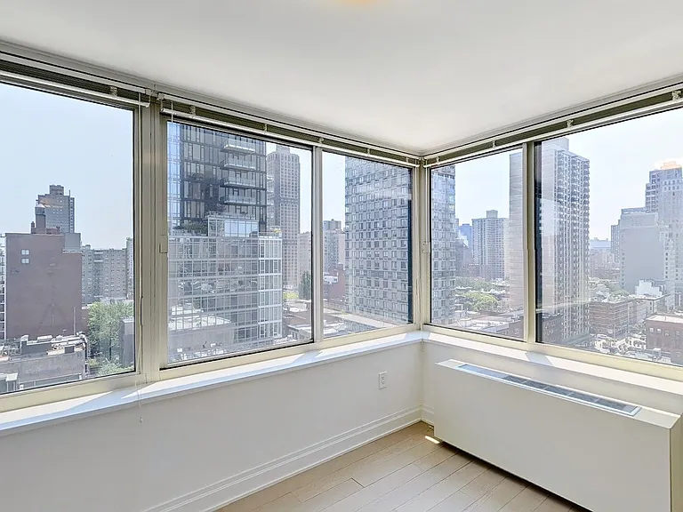 240 E 86th St #16-I — Photo 6