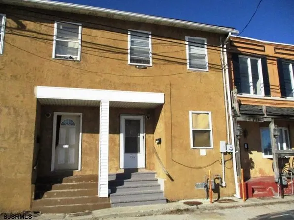 715 Harris Pl, Atlantic City, NJ 08401
