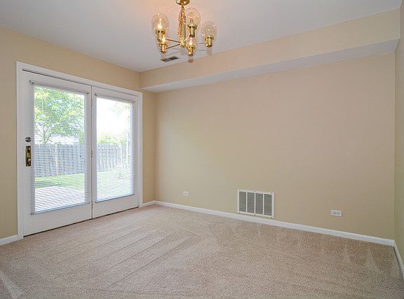 3rd image of 1719 W Portsmith Ln