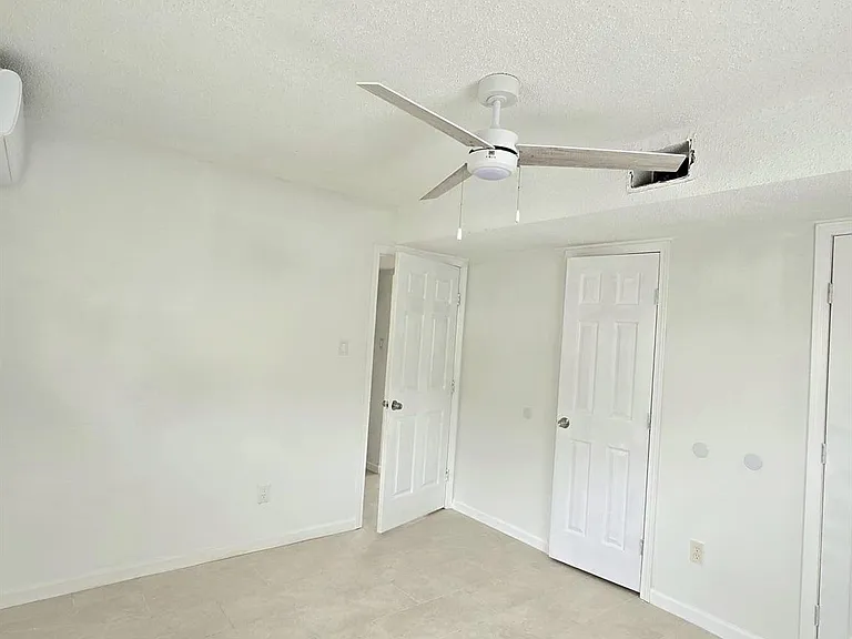 3843 Mount Pleasant St — Photo 11