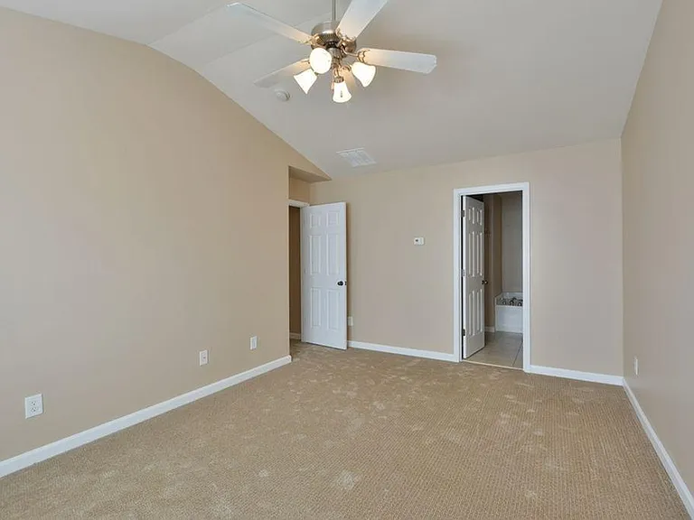 1023 Nightfall Ct #1023 — Photo 7