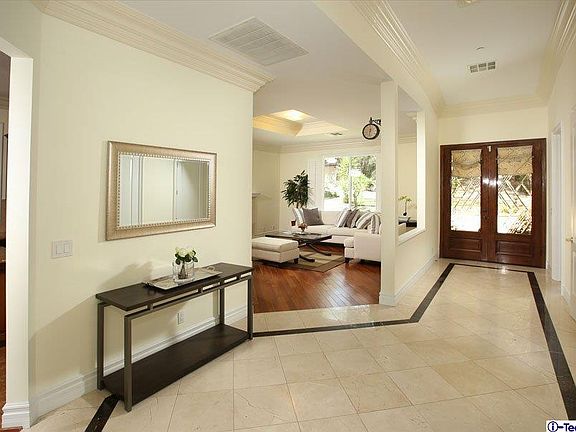 2nd image of 3852 Vista Ct