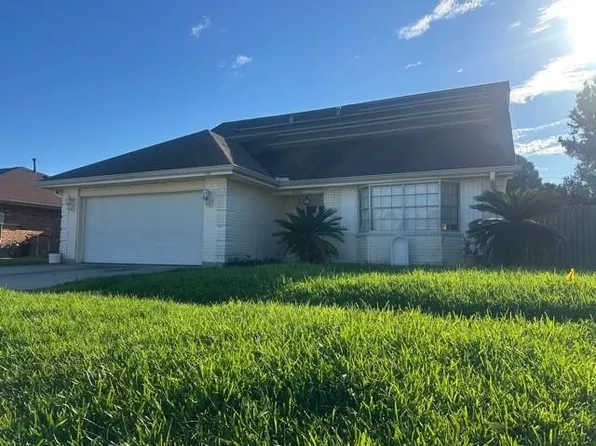 3600 Lake Trail Dr, Kenner, LA 70065