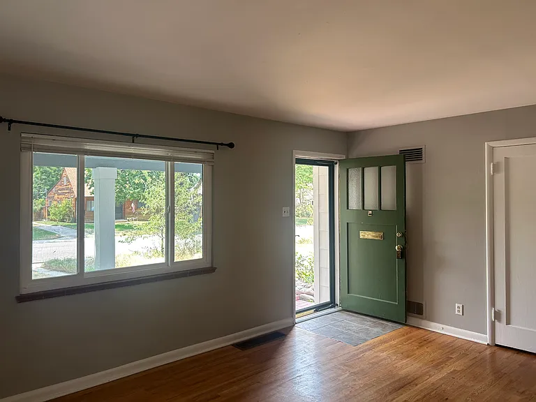 2940 S Williams St — Photo 2