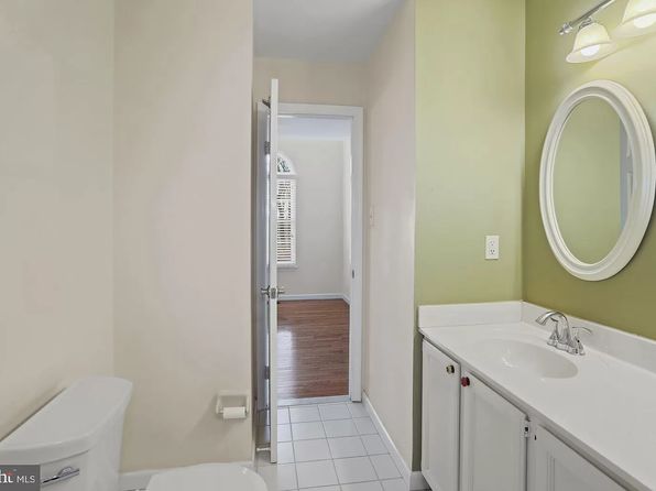 1502 Quincy Pl