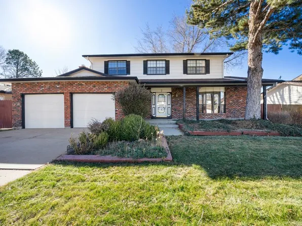 7 Oakbridge Dr, Pueblo, CO 81001