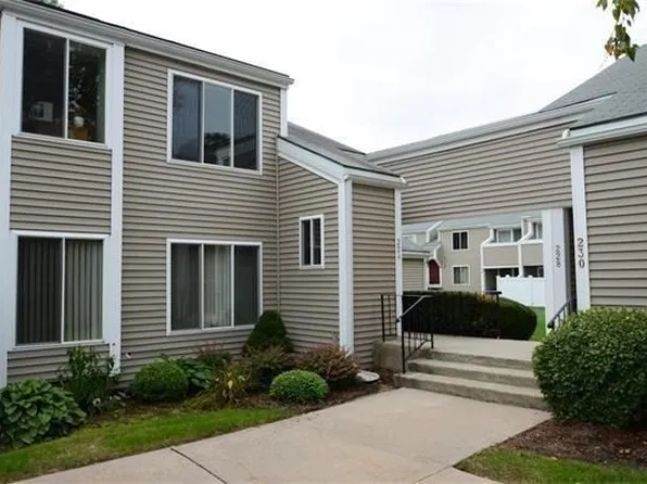 224 Nassau Dr #224, Springfield, MA 01129