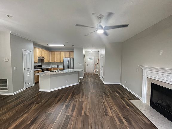 Kitchen, front entry