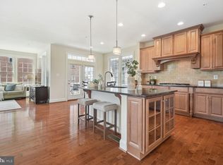423 Parkview Ave, Gaithersburg, MD 20878