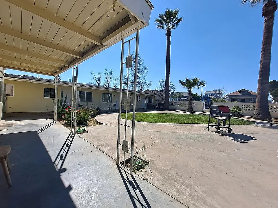 222 N Effie St #H
