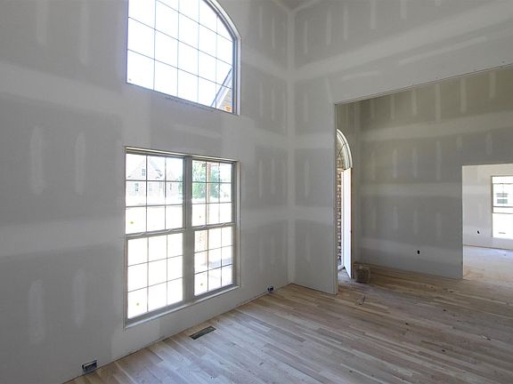 2nd image of 316 Ironwood Cir #228