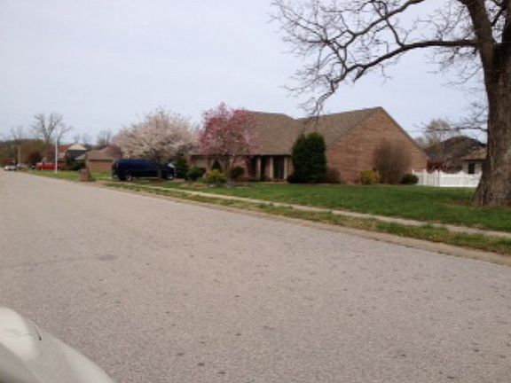 2nd image of 4125 Mayflower Dr
