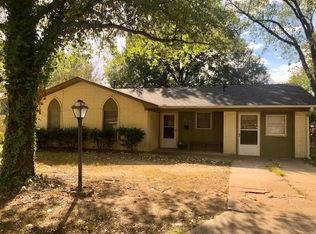 320 31st St SW, Paris, TX 75460