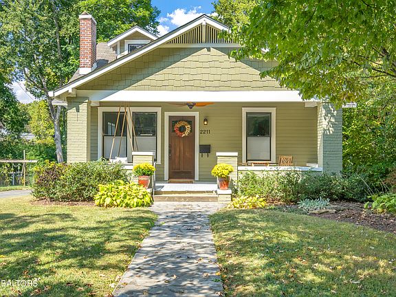 2nd image of 2211 Island Home Blvd