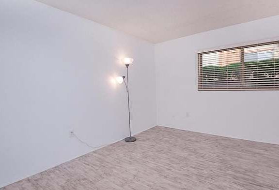 5th image of 6836 Hyde Park Dr Unit C