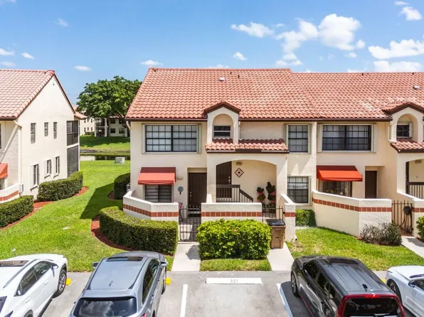 801 Freedom Court #801, Deerfield Beach, FL 33442