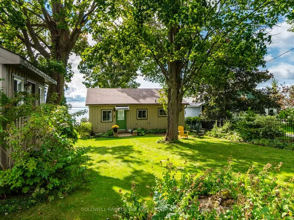 115 Lakeshore Rd W, Oro Medonte, ON L0L 2E0