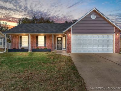 8605 E 132nd St S, Bixby, OK, 74008