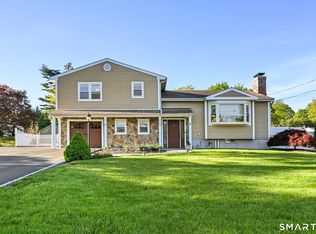 4 Dairy Farm Rd, Norwalk, CT 06851