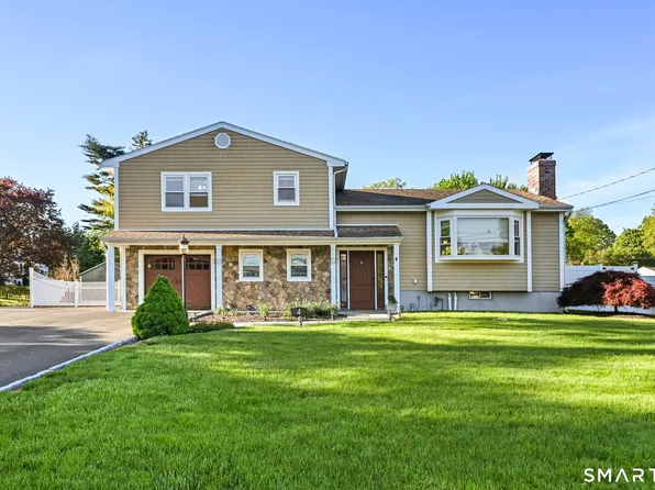 4 Dairy Farm Road, Norwalk, CT 06851