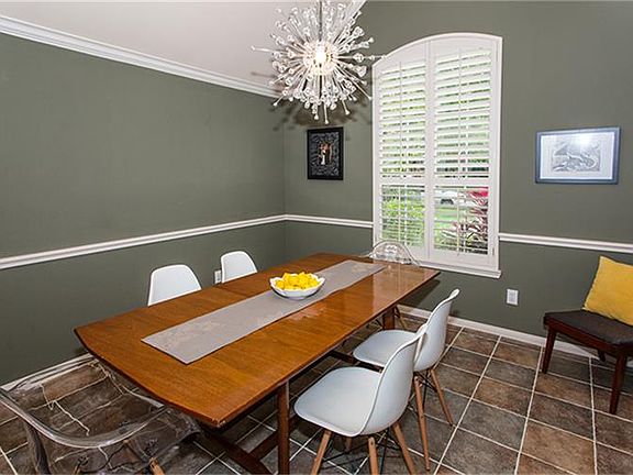 5th image of 3107 Palm Island Cir
